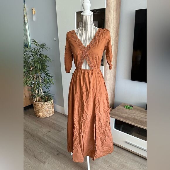 STRADIVARIUS | Camel | DRESS WITH CRISS-CROSS BACK - Picture 8 of 13